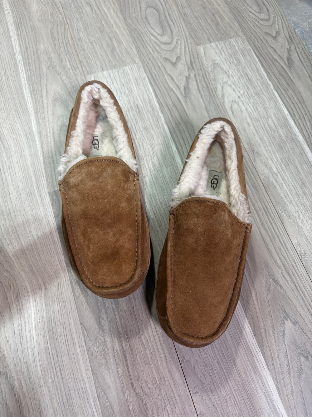 UGG Men's Chestnut Brown Suede Shearling Slip-On Loafers